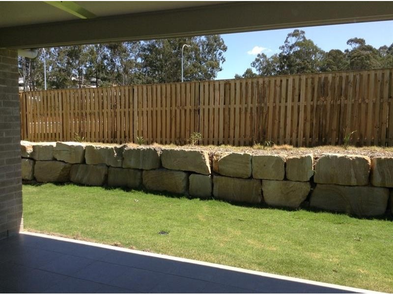 6 Zamma St, Augustine Heights QLD 4300