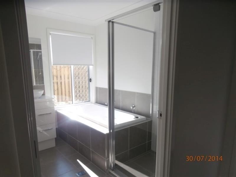 73 Beaumont Dr, Pimpama QLD 4209