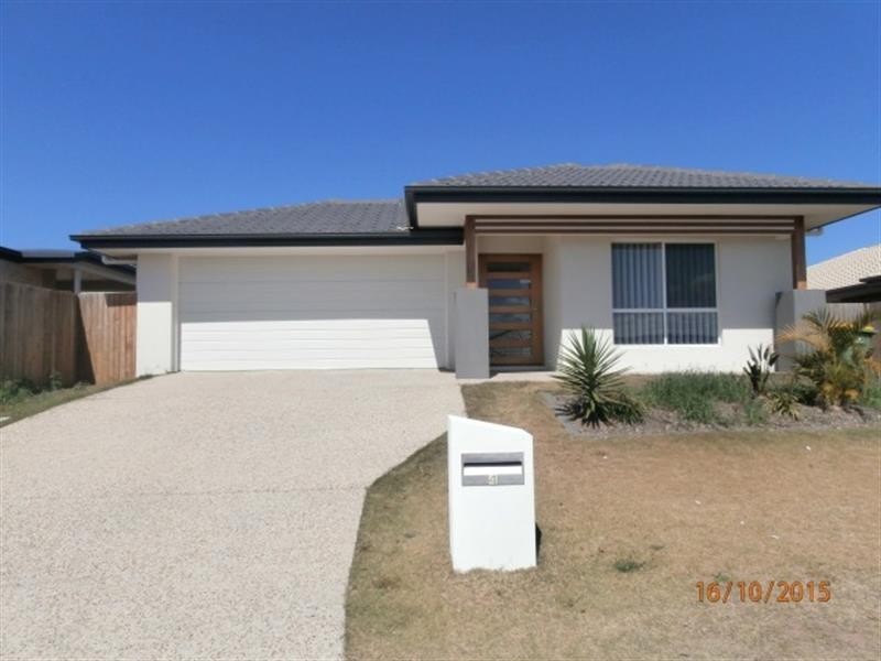 4 Maidstone Lane, Pimpama QLD 4209