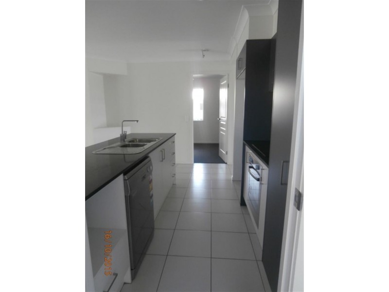 4 Maidstone Lane, Pimpama QLD 4209