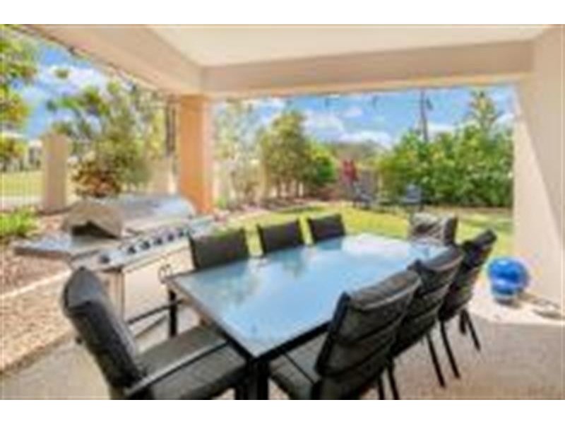 7 Flamingo  Lane, Coomera Waters QLD 4209