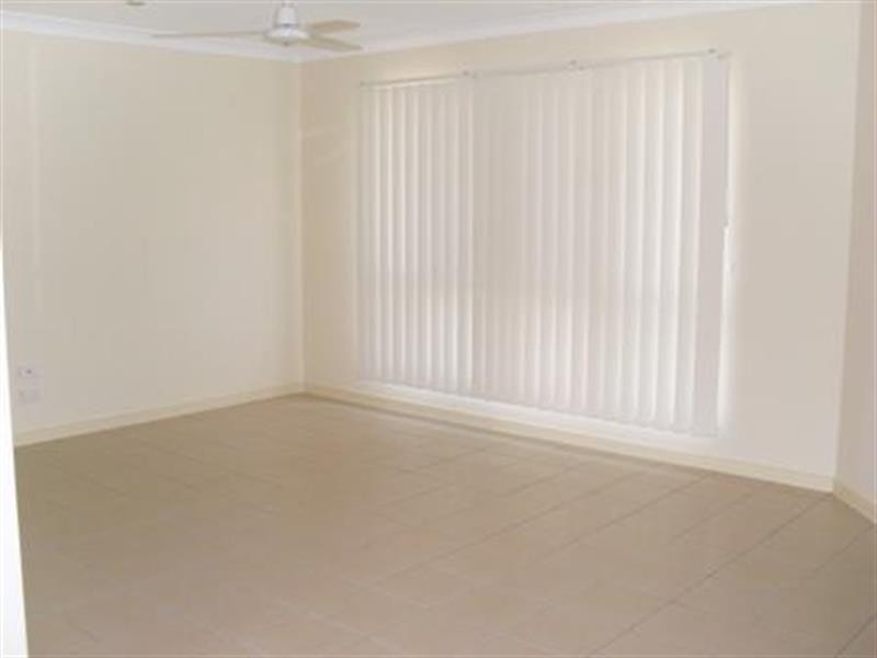 3  Kite Cres, Eagleby QLD 4207