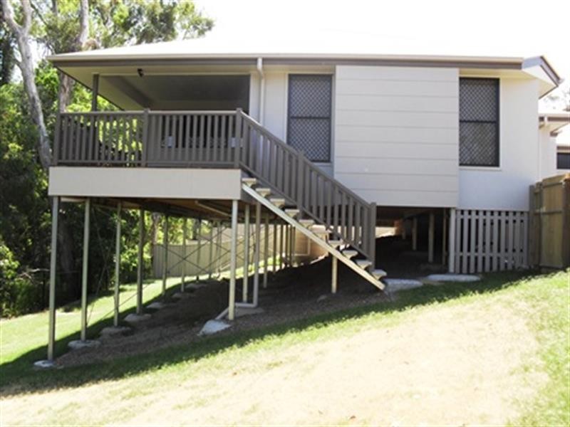 4 Harriet Lane, Oxenford QLD 4210