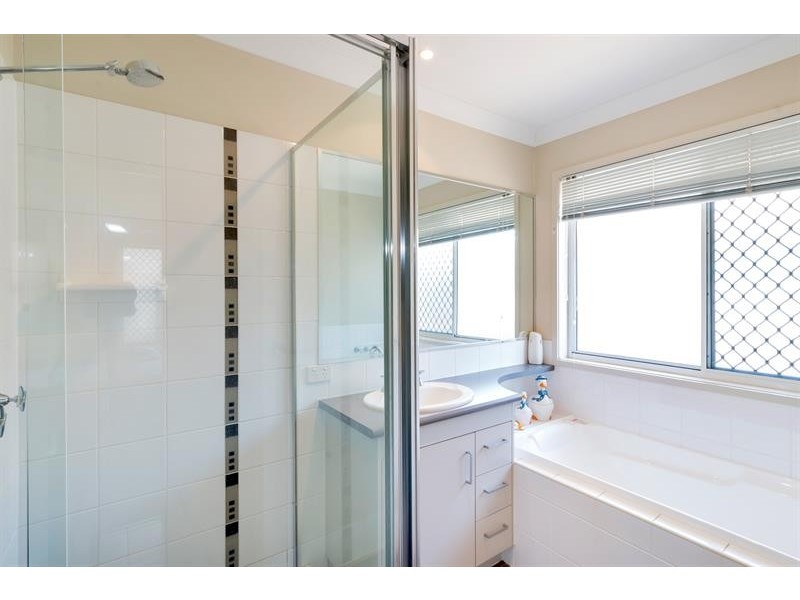 28 Strowe  Pl, Bracken Ridge QLD 4017