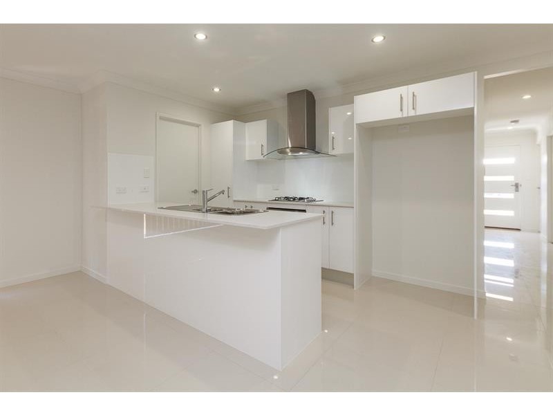 68 Bella Bvd, Willow Vale QLD 4209