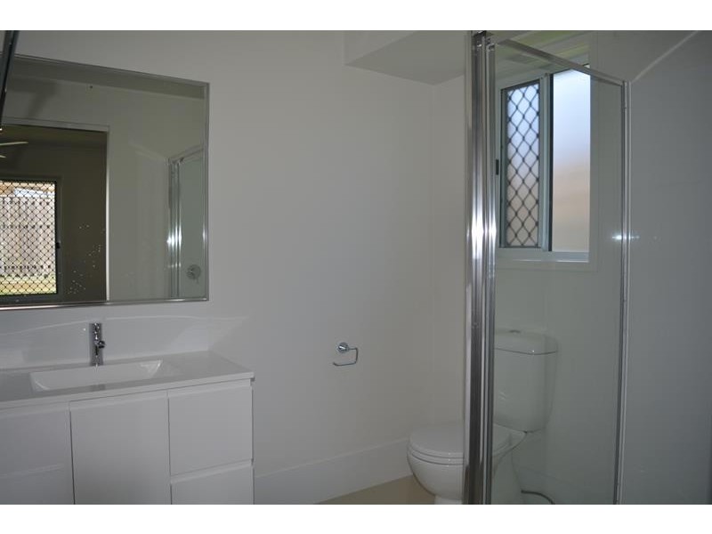 68 Bella Bvd, Willow Vale QLD 4209