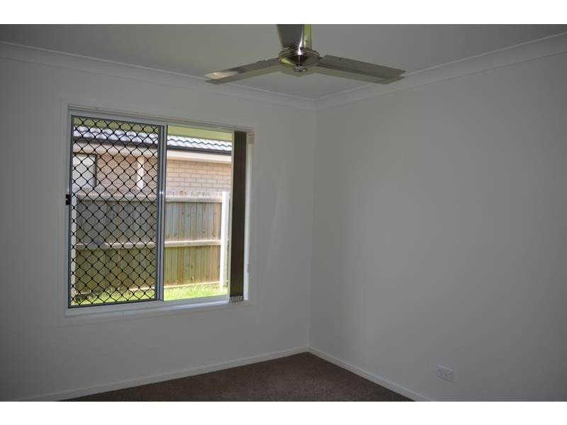 68 Bella Bvd, Willow Vale QLD 4209
