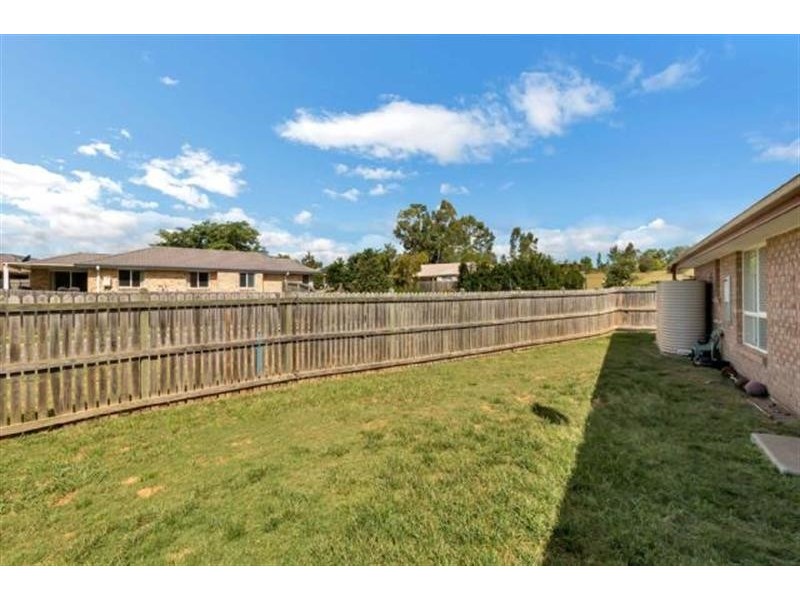 47  Patsy  Cres, Redbank Plains QLD 4301