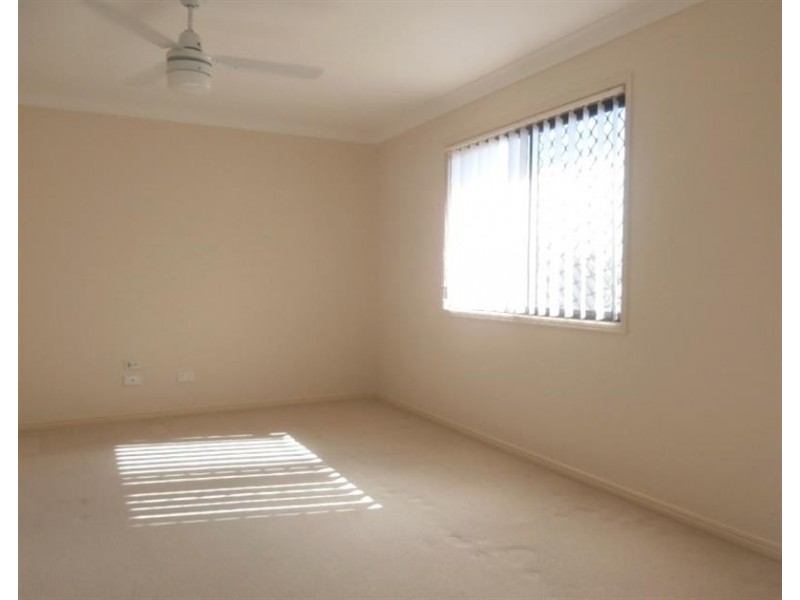 32 Coman St, Rothwell QLD 4022