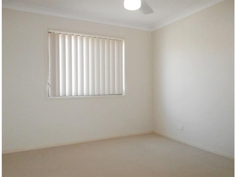 32 Coman St, Rothwell QLD 4022