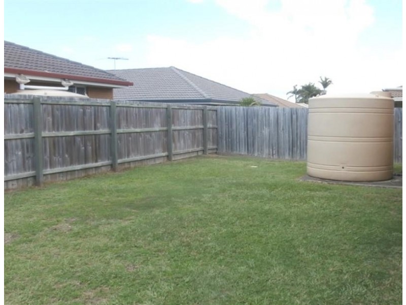 32 Coman St, Rothwell QLD 4022
