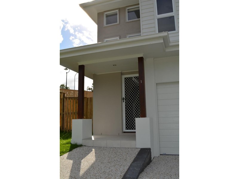 2A Tian Cres, Upper Coomera QLD 4209