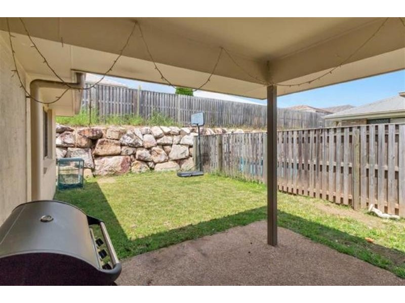 17 Roach  Cres, Redbank Plains QLD 4301