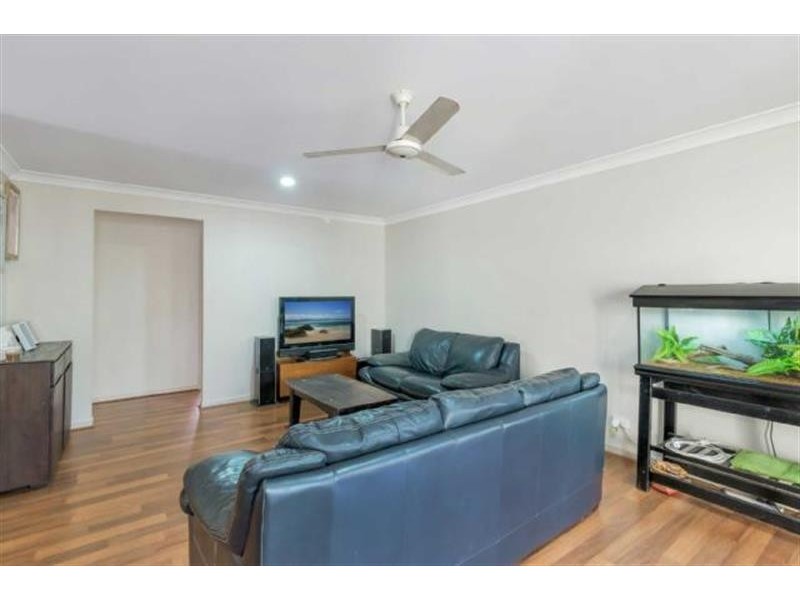 12 Andrew Walker Dr, Goodna QLD 4300