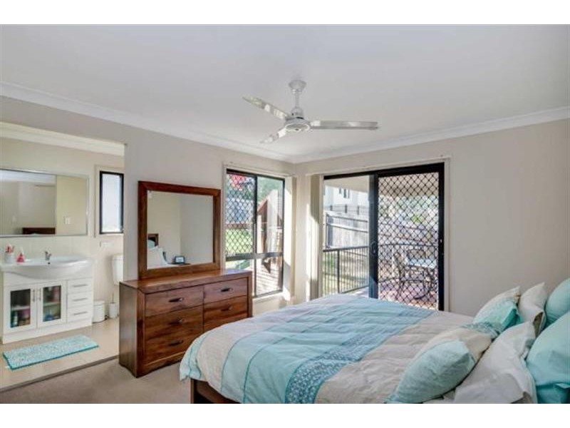12 Andrew Walker Dr, Goodna QLD 4300