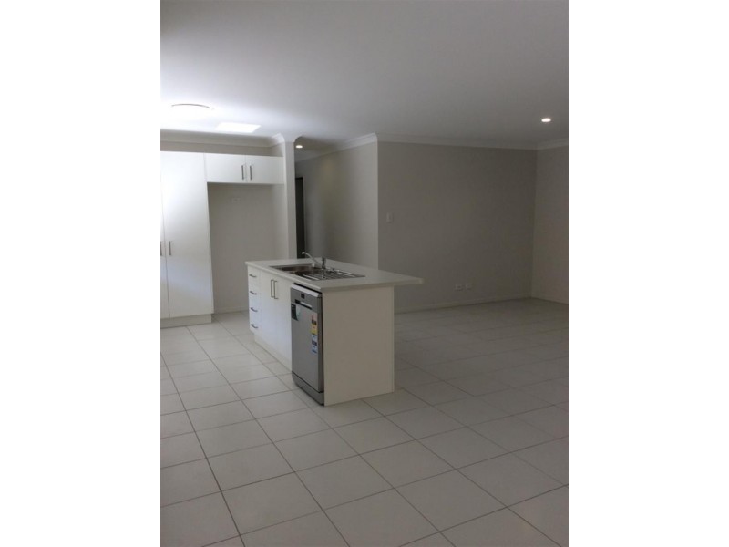 28 Sienna Cct, Yarrabilba QLD 4207