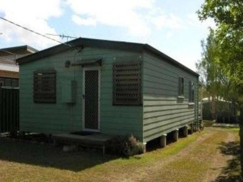 31 McCurley St, Wynnum QLD 4178