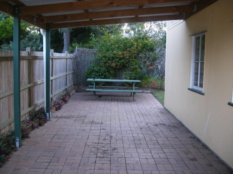 9 Thomas St, Wynnum QLD 4178