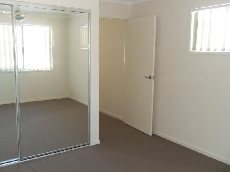 2/30 Daniel  St, Lota QLD 4179