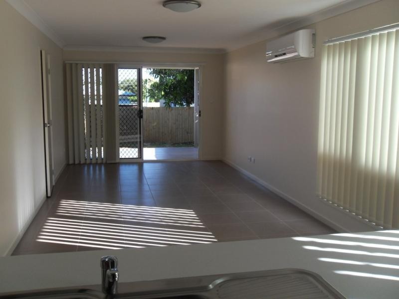 2/30 Daniel  St, Lota QLD 4179