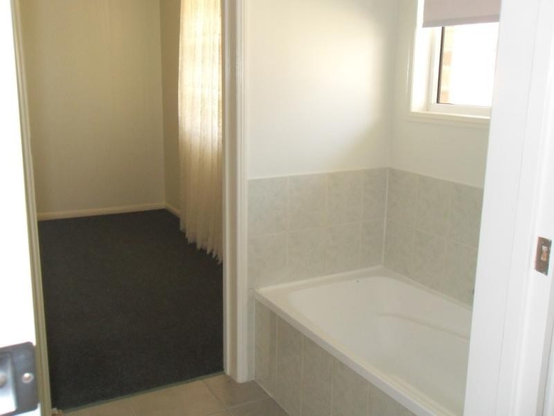 7 Ingram Rd, Jimboomba QLD 4280