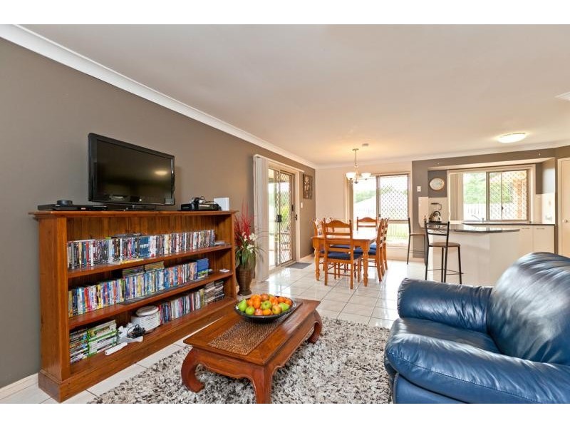 74 School Rd, Victoria Point QLD 4165