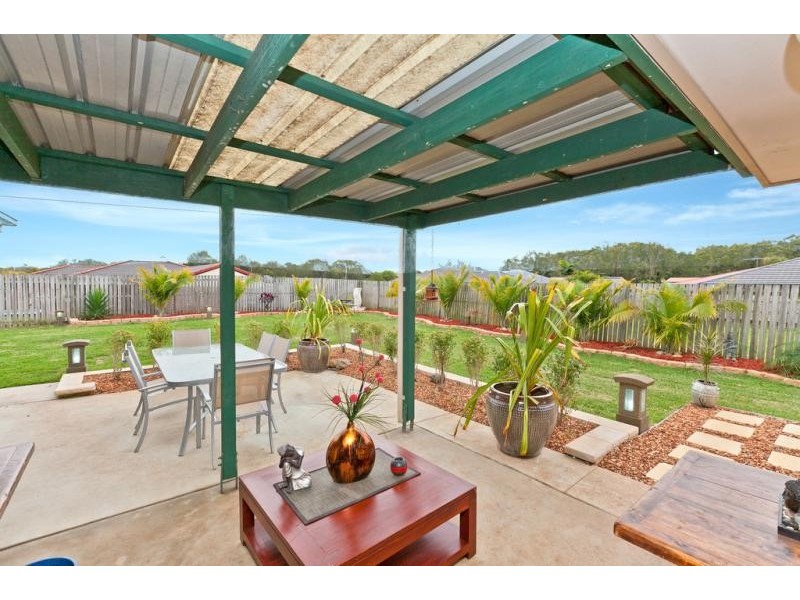 74 School Rd, Victoria Point QLD 4165