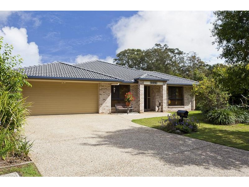 33 Parklink Dr, Redland Bay QLD 4165
