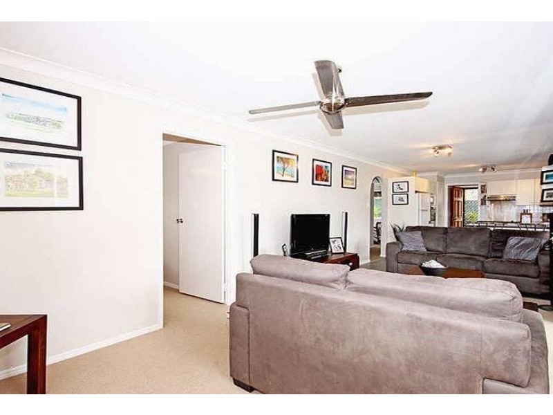 295 Old Cleveland Rd, Capalaba QLD 4157