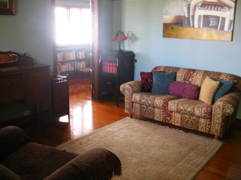 50 Amelia St, Coorparoo QLD 4151