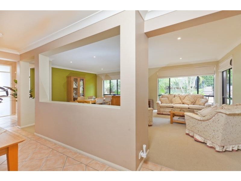 9 Grasmere  Pl, Carindale QLD 4152