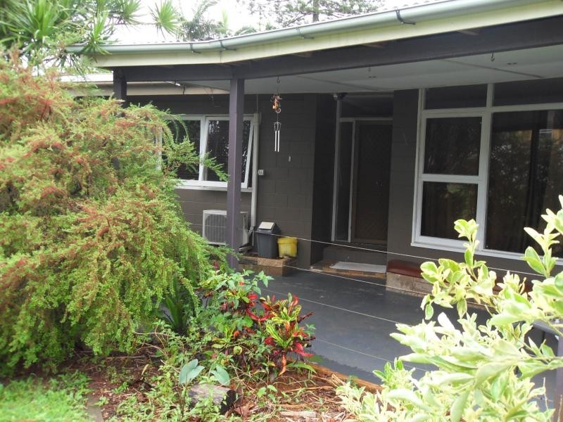 6 Coolcrest St, Wynnum QLD 4178