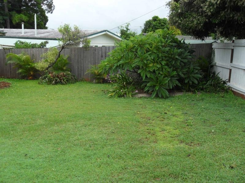 6 Coolcrest St, Wynnum QLD 4178