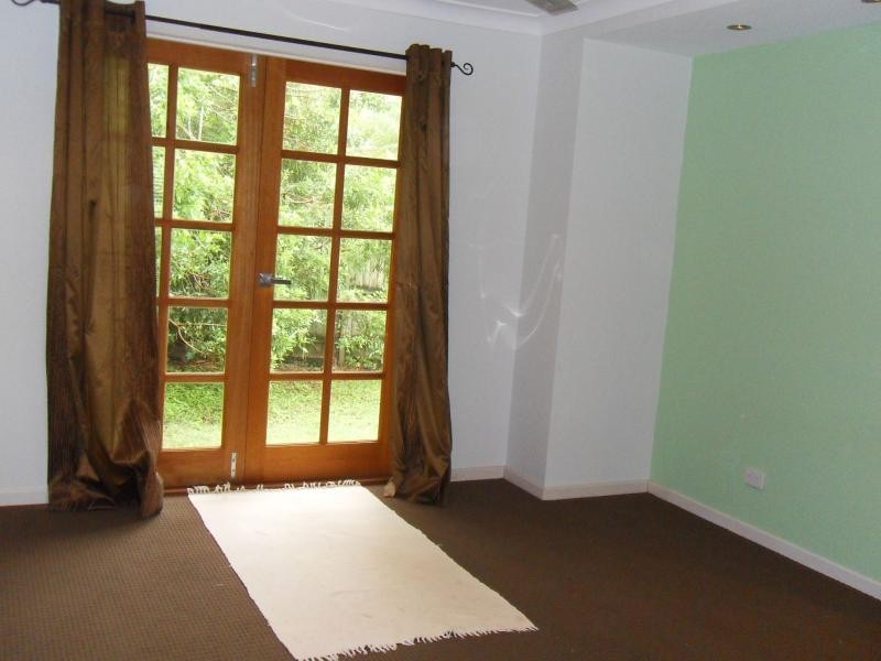 6 Coolcrest St, Wynnum QLD 4178