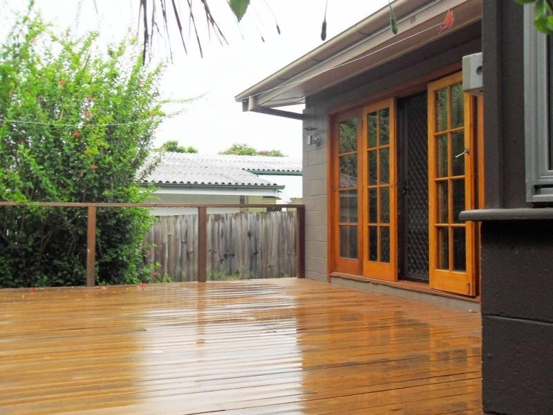 4 Coolcrest St, Wynnum QLD 4178