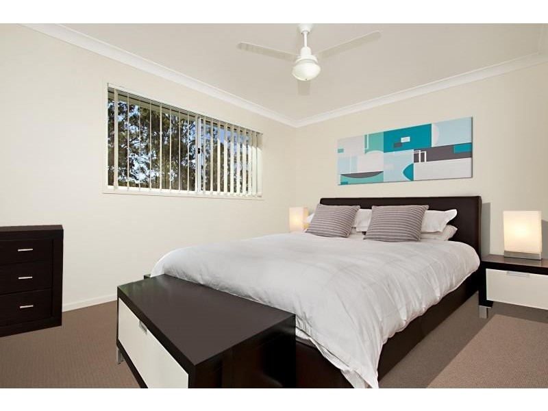 5 Andrew St, Lota QLD 4179