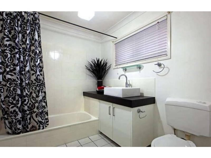 35 Robtrish St, Manly West QLD 4179