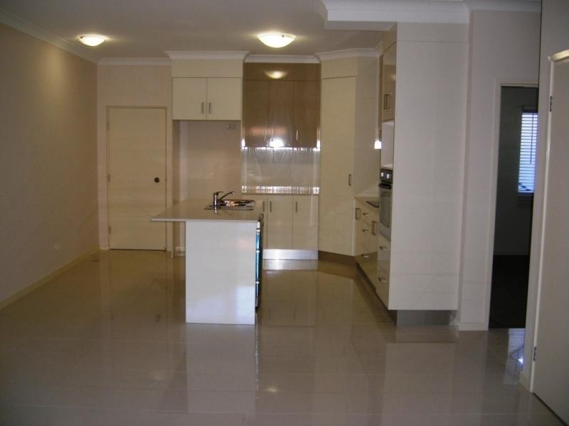 1/51 Dibar St, Wynnum QLD 4178