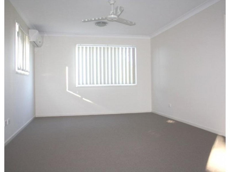 223 Preston Rd, Wynnum QLD 4178