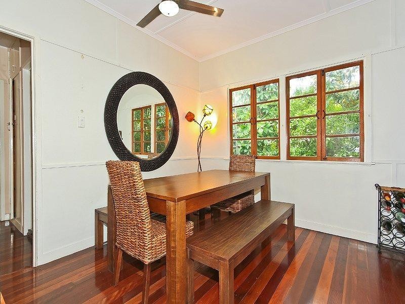 12 Milfoil St, Manly West QLD 4179