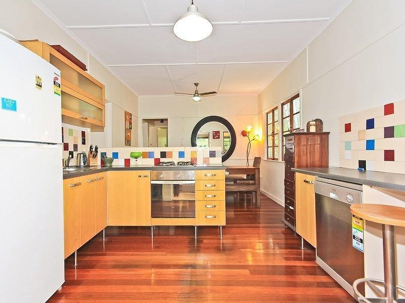 12 Milfoil St, Manly West QLD 4179