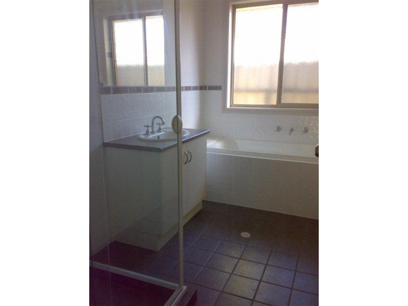 40C Wheatsheaf Rd, Morphett Vale SA 5162