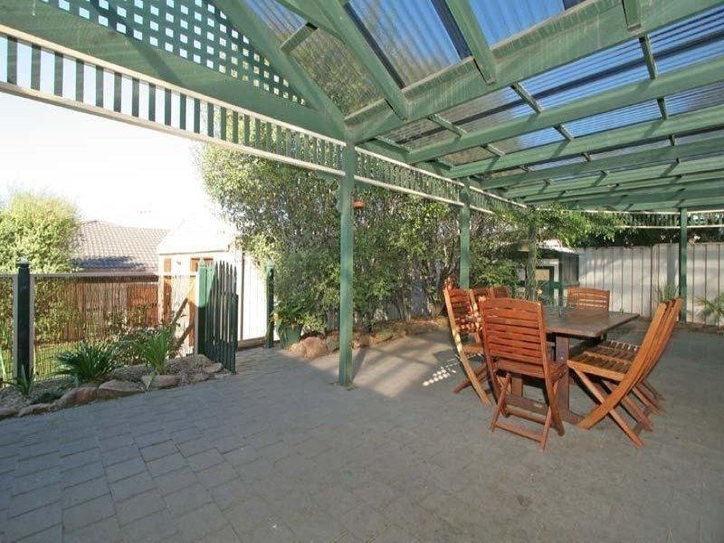 1 Excelsior Gr, Woodcroft SA 5162