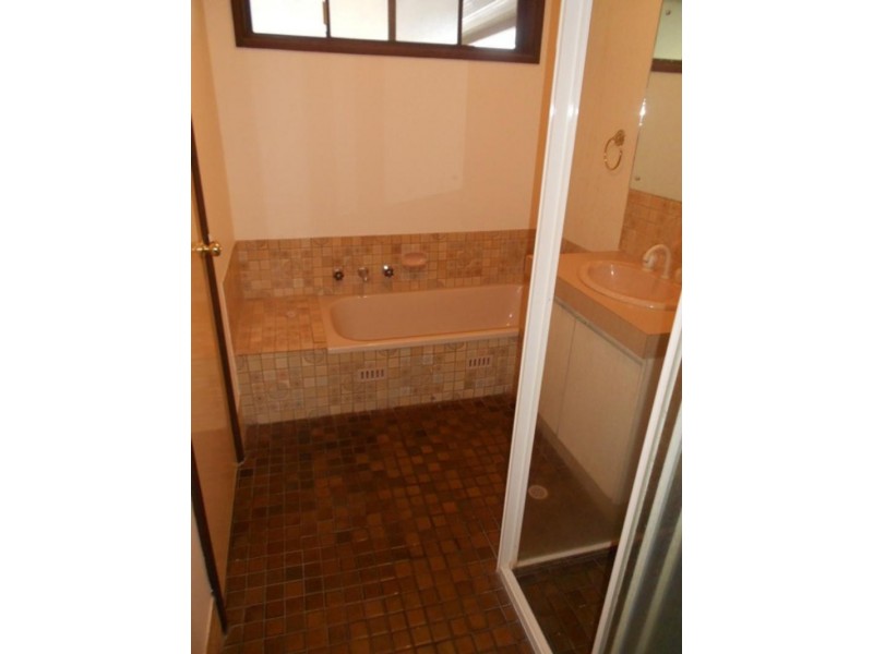 9 Warakila Rd, Sheidow Park SA 5158