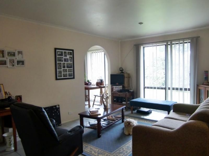 17 Andrew Ct, Aberfoyle Park SA 5159