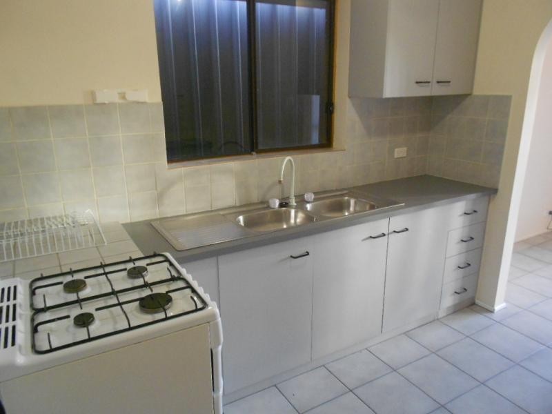 17 Andrew Ct, Aberfoyle Park SA 5159