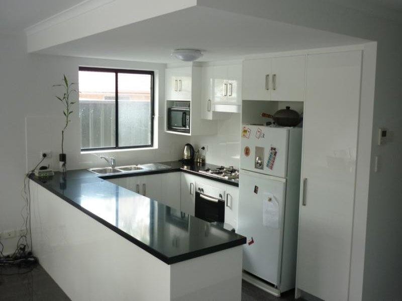 68 Kentwood Rd, Morphett Vale SA 5162