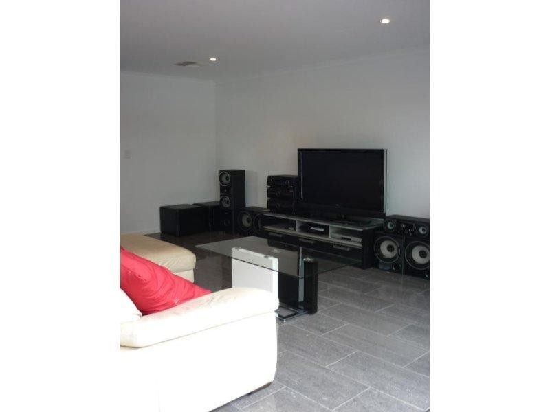 68 Kentwood Rd, Morphett Vale SA 5162