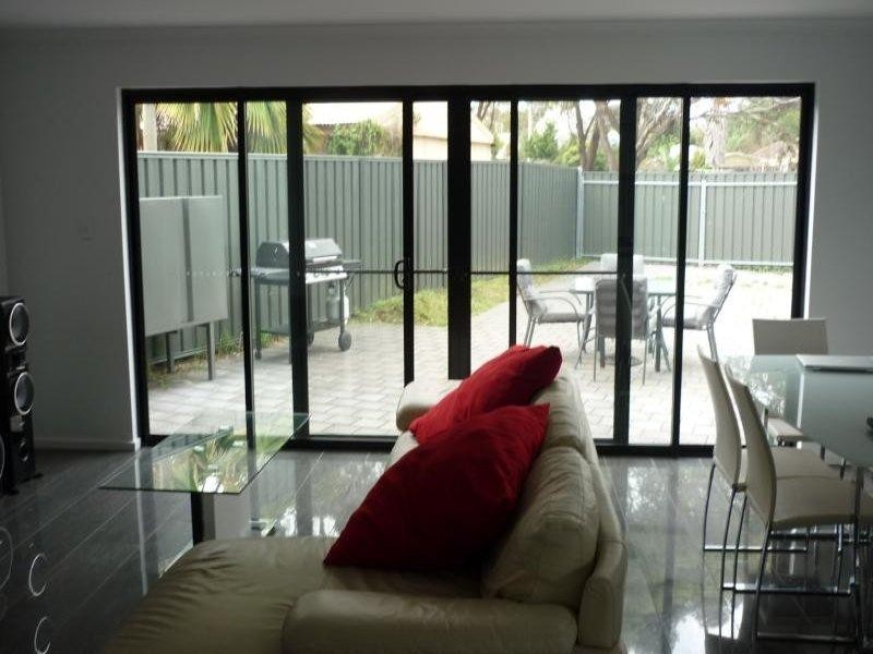 68 Kentwood Rd, Morphett Vale SA 5162