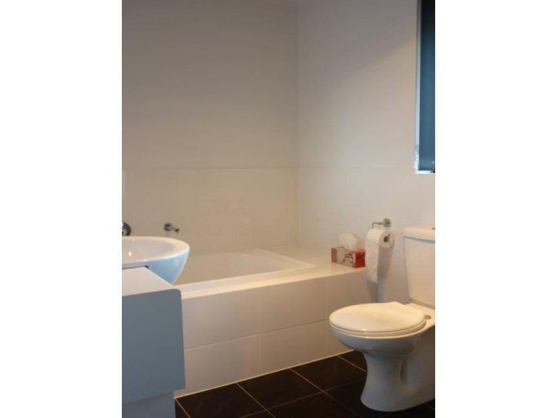 68 Kentwood Rd, Morphett Vale SA 5162